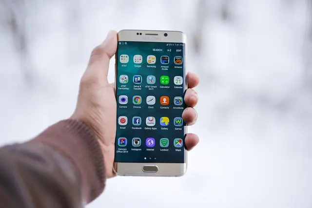 The Role of Subscription Services in Future Phone Stores