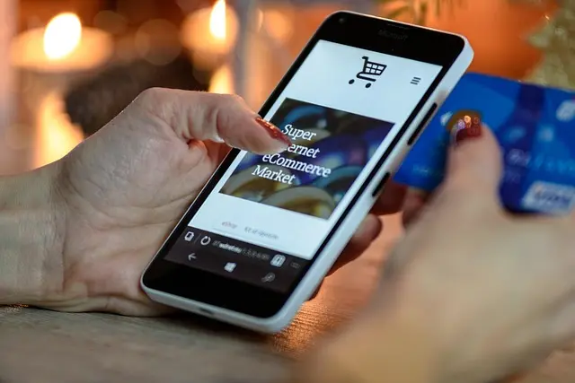 How Smart Payment Solutions Will Transform Future Phone Stores