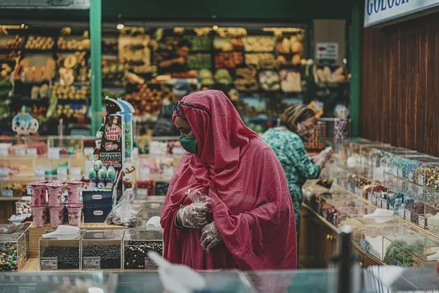 Exploring the Role of Subscription Services in Future Phone Stores