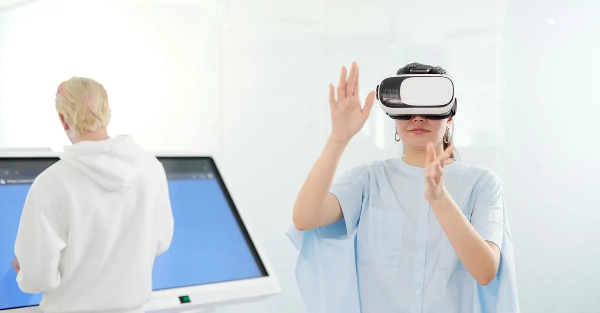 Exploring Upcoming Innovations in Phone Retail Experiences