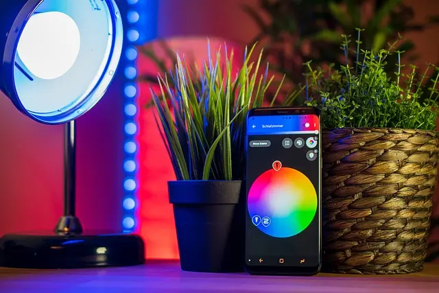 How Smart Mirrors Will Transform Future Phone Store Shopping