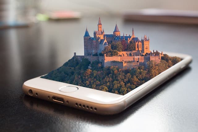 Key Innovations Transforming the Future of Phone Stores